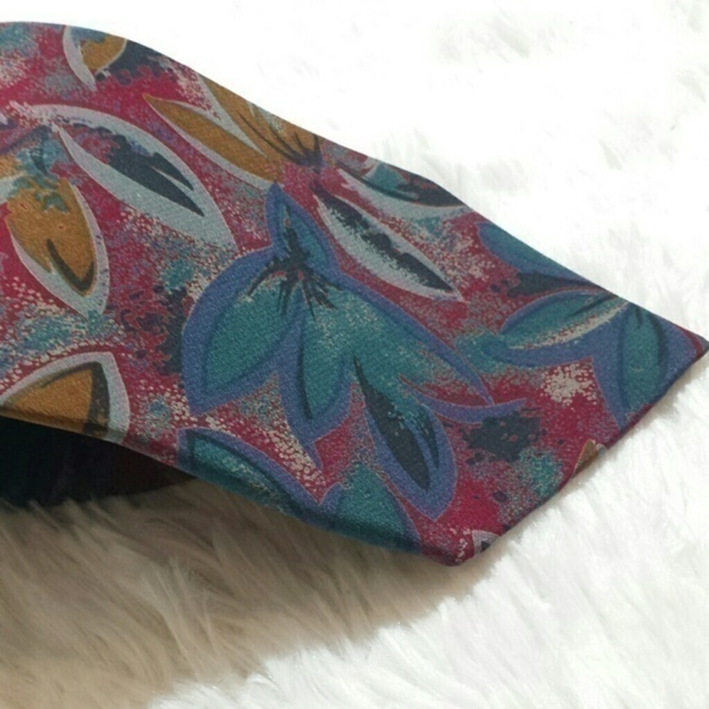 Vintage Oleg Cassini 100% Silk Floral Tie